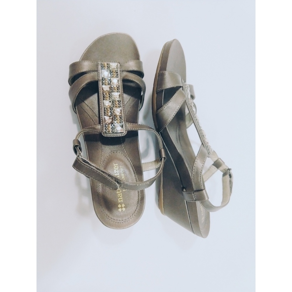 Stunning Bejeweled Sandals by Naturalizer EUC